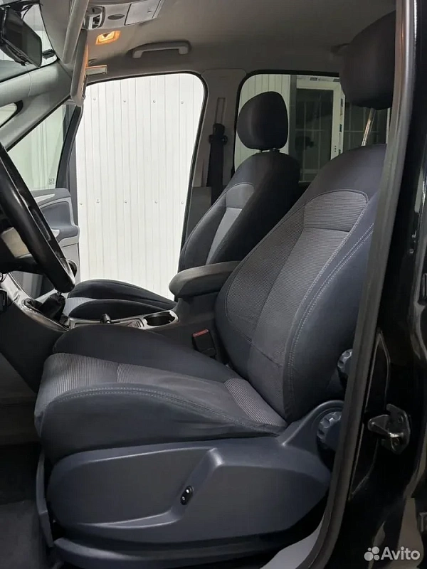 Ford S-MAX 2.0 MT 30