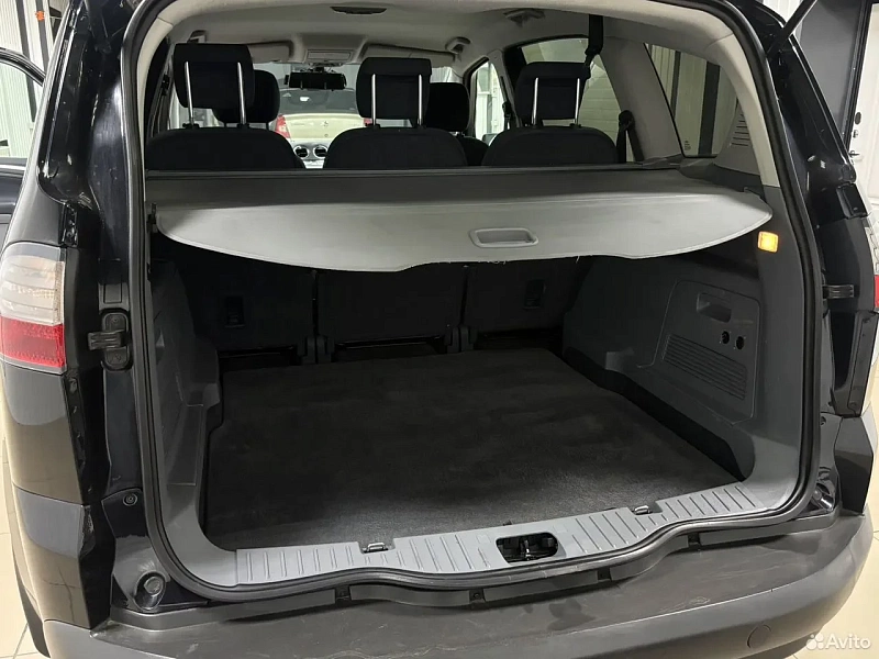 Ford S-MAX 2.0 MT 34