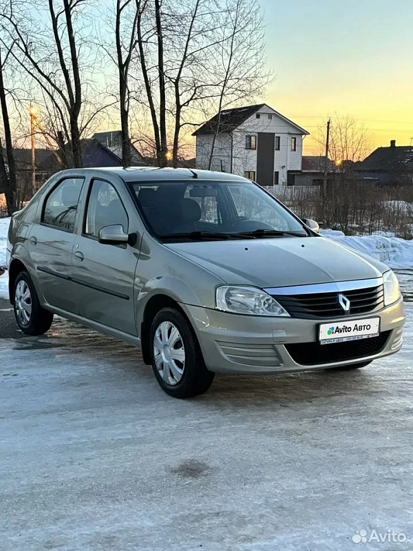 Renault Logan 1.4 MT 1