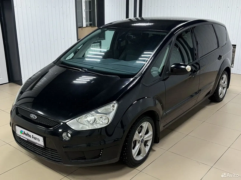 Ford S-MAX 2.0 MT 9