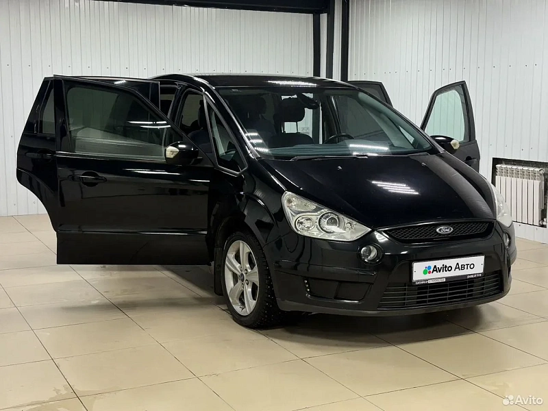 Ford S-MAX 2.0 MT 12